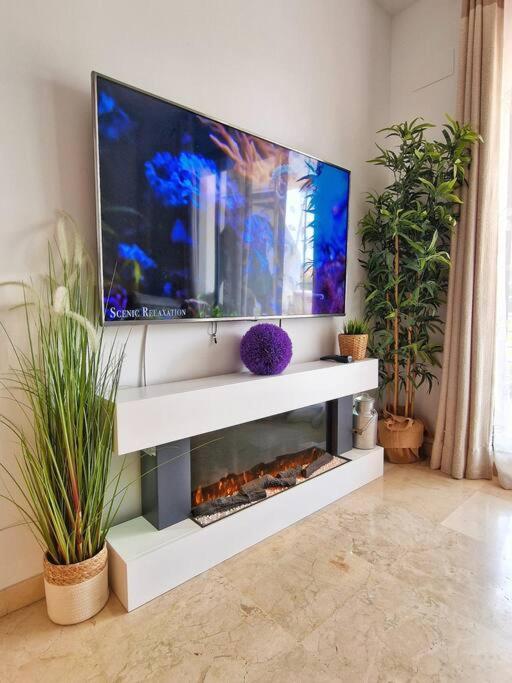 Апартаменты Acogedor Piso Con Terraza Y Parking! Бенальмадена Экстерьер фото