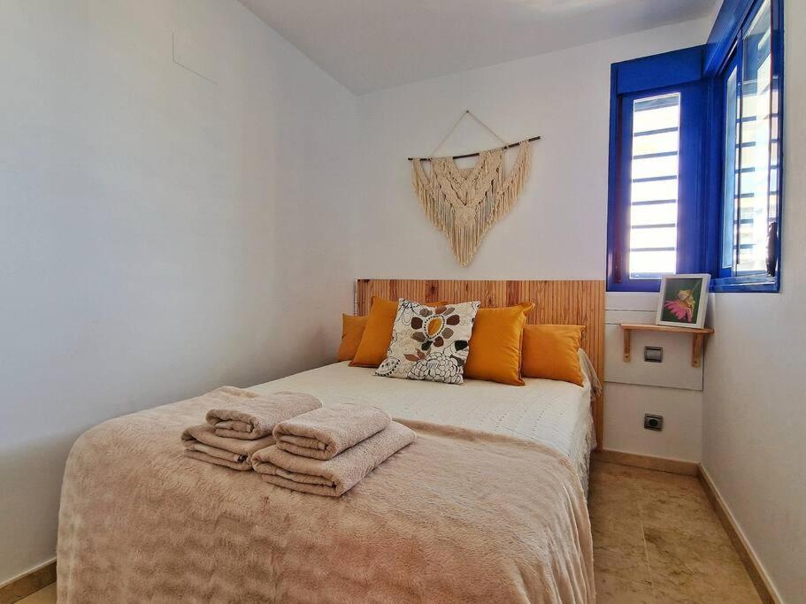 Апартаменты Acogedor Piso Con Terraza Y Parking! Бенальмадена Экстерьер фото